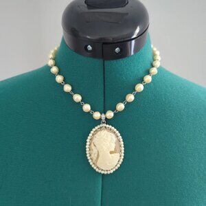 Faux Pearl Cameo Necklace